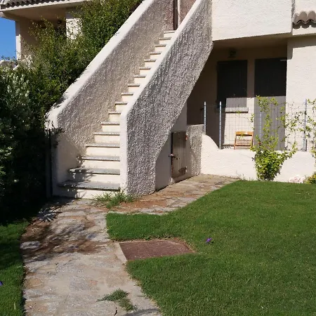 Bilocale Con Giardino Privato, Terrazza Vista Mare E Incantevoli Tramonti Sul Promontorio Di Capo Testa - Iun Q2226 *