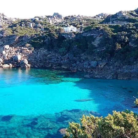 Bilocale Con Giardino Privato, Terrazza Vista Mare E Incantevoli Tramonti Sul Promontorio Di Capo Testa - Iun Q2226 *